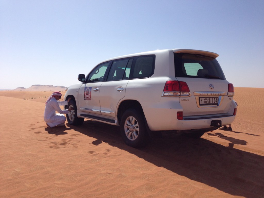 Reifen-Luftdruck Senkung in der Wüste