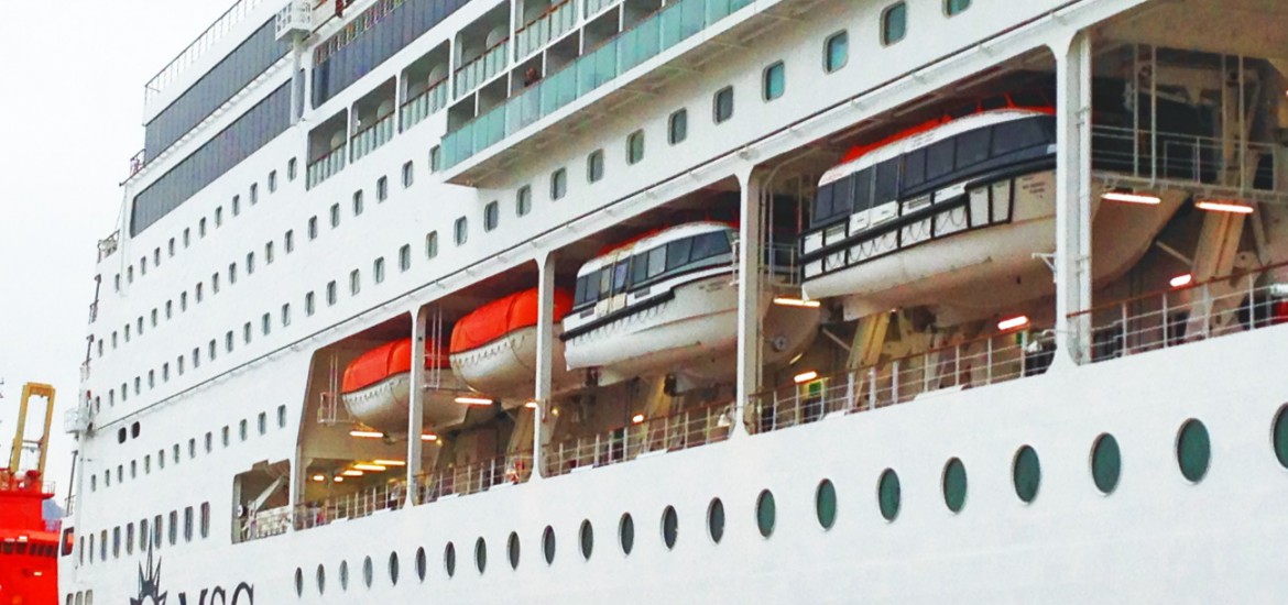 Ein Schiff wird länger – die MSC Armonia wird durchgeschnitten!