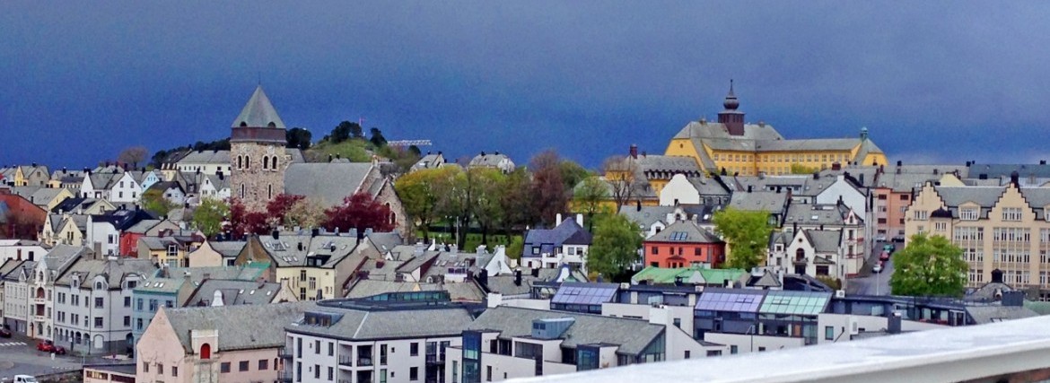 Alesund – Wie kommt man vom Kreuzfahrthafen in die Stadt?