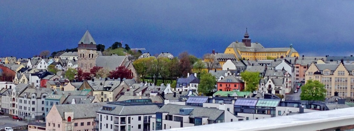 Alesund – Wie kommt man vom Kreuzfahrthafen in die Stadt?