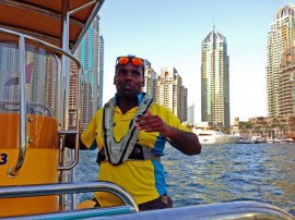 Dubai Speedboat-Tour – ein nasser Spaß!