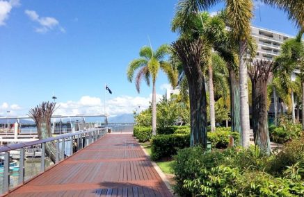 Cairns – vom Kreuzfahrthafen in die Stadt/Marina