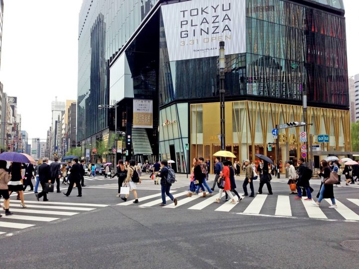 Wie kommt man vom Kreuzfahrthafen Yokohama ins Zentrum von Tokio?