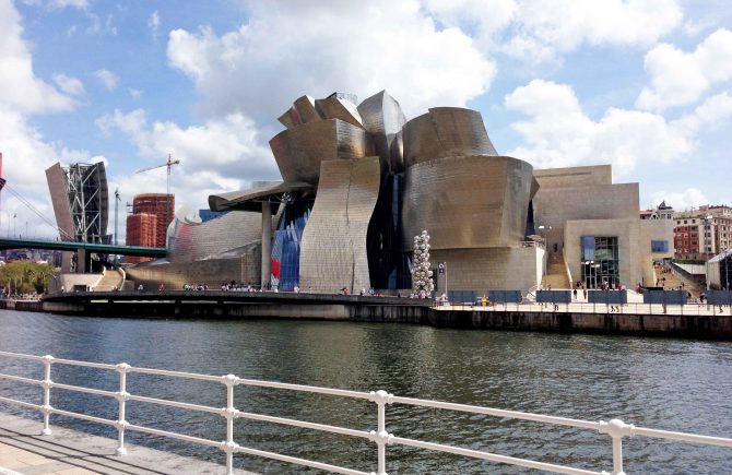 Bilbao – vom Kreuzfahrthafen „Getxo-Terminal“ in die Stadt