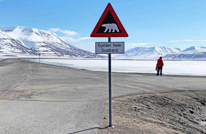Longyearbyen – Spitzbergens Kreuzfahrthafen (Arktis)