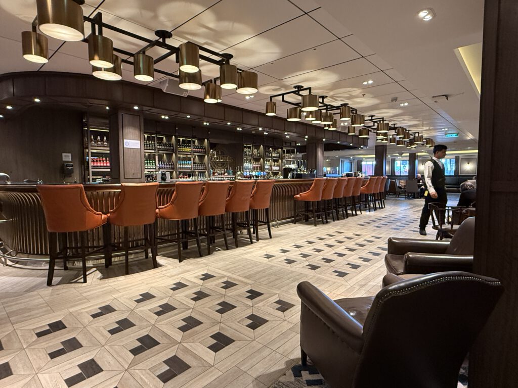 Brodie`s Bar auf der P&O Iona