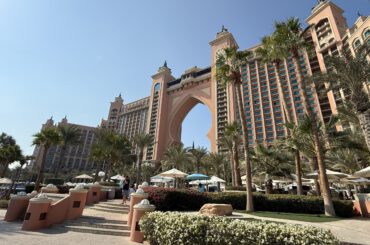 Pool und Strand im Atlantis The Palm Dubai – mein persönlicher Eindruck vom legendären Resort