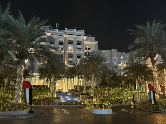 Westin Dubai Mina Seyahi Erfahrungsbericht – Entspannung auf höchstem Niveau zwischen Pool, Strand und Skyline