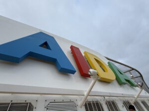 AIDA Logo am Schiff