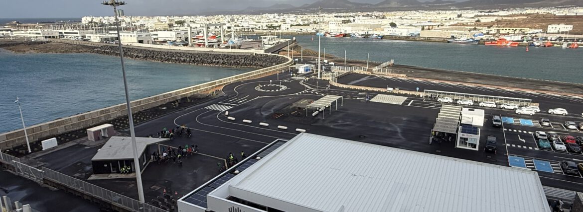 Wie kommt man vom Kreuzfahrthafen Lanzarote in die Innenstadt?