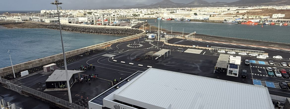 Wie kommt man vom Kreuzfahrthafen Lanzarote in die Innenstadt?