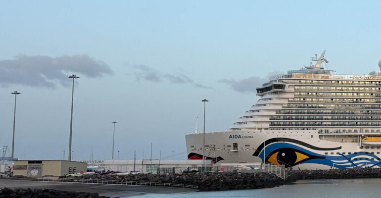 Wie kommt man vom Fuerteventura Kreuzfahrthafen in die Innenstadt?