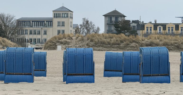 Vom Kreuzfahrthafen Warnemünde nach Rostock