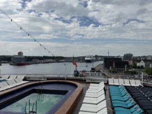 Vasco da Gama Poolbereich außen