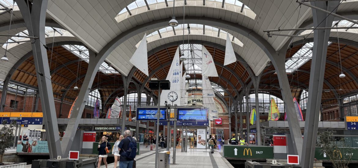 Kreuzfahrthafen Kiel: So kommst Du vom Hauptbahnhof zum Kreuzfahrt-Terminal