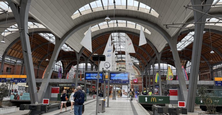 Kreuzfahrthafen Kiel: So kommst Du vom Hauptbahnhof zum Kreuzfahrt-Terminal