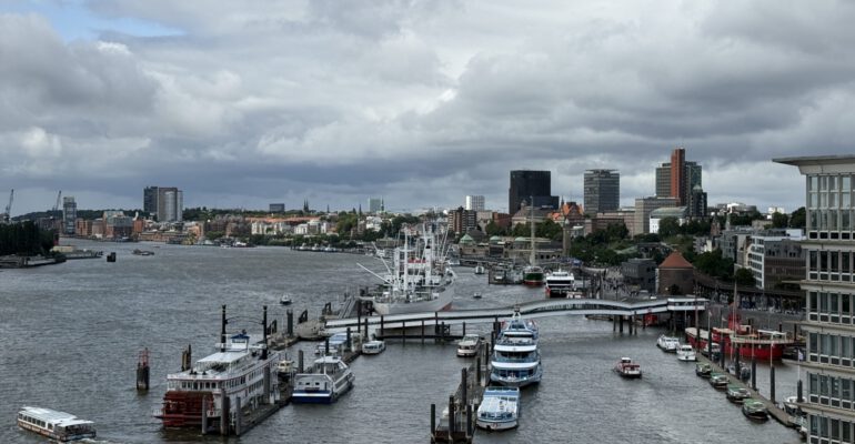 TUI Mein Schiff Ablegestelle Hamburg